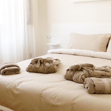I Vicoli Exclusive Apartments فوندي المظهر الخارجي الصورة