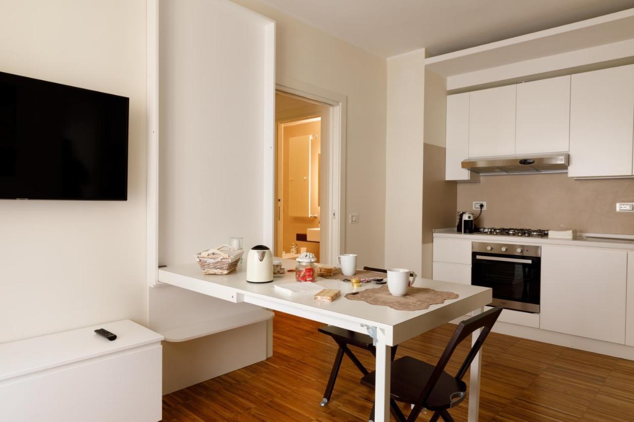 I Vicoli Exclusive Apartments فوندي المظهر الخارجي الصورة