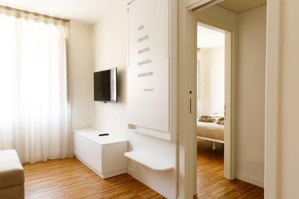 I Vicoli Exclusive Apartments فوندي المظهر الخارجي الصورة